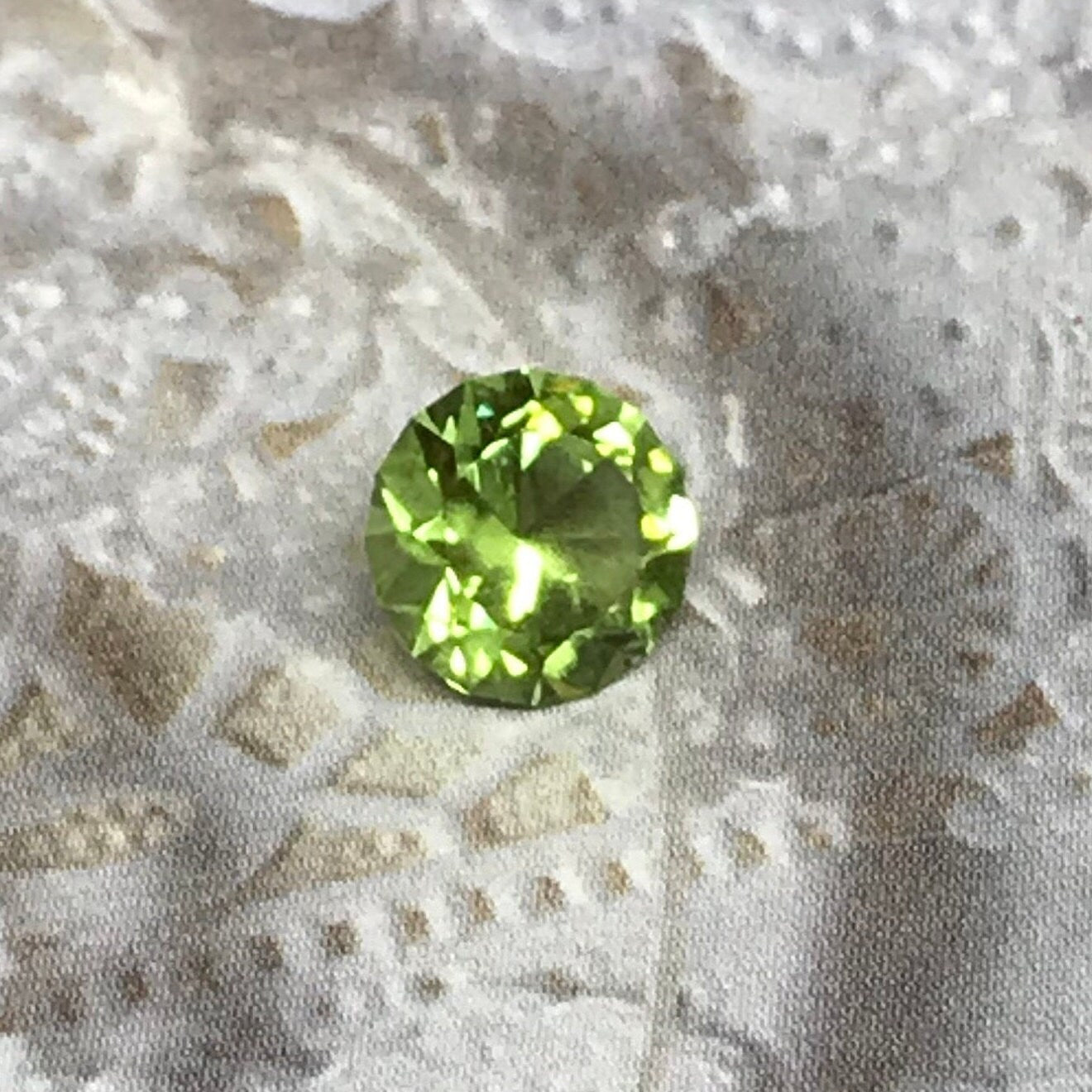 7.4 mm Green Peridot Precision Round Brilliant Cut 1.66 carat Faceted Loose Unmounted Natural Gem, Engagement, Jewelry, US Cut/Seller 7.5mm