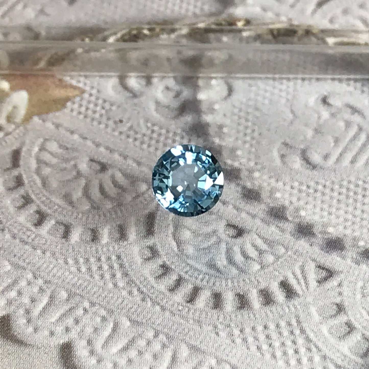 5.7mm Round Sapphire Natural Medium Light Blue, 0.91 Carats Corundum 6mm