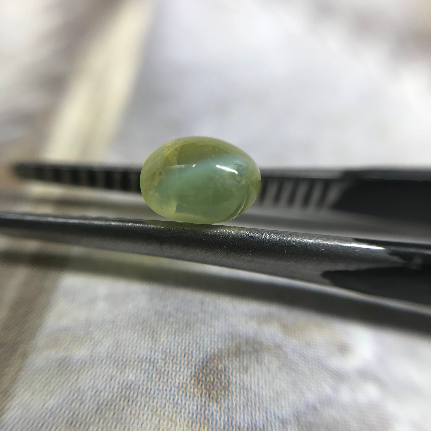 Natural Cat's Eye Chrysoberyl 1 Carat 5.4x4 mm Oval Unmounted Loose Cabochon Yellow Green Honey Colored Real Rare Gemstone Flowing Gems