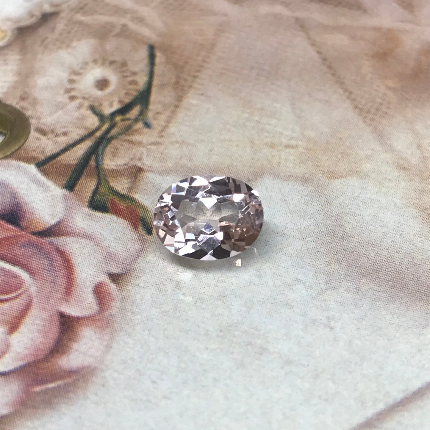 Morganite 1.77 cts 9x7mm Oval Cut Light Peach Pink Color Faceted Gem Loose Beryl Gemstone Unmounted Stone 7x9mm US Seller Flowing Gems