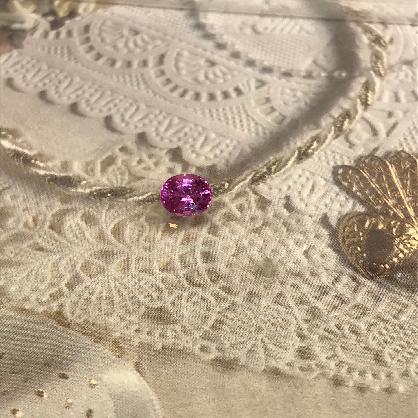 Natural Vivid Pink Purple Sapphire 6x5 mm 0.80 Carats Oval Cut Corundum Faceted Gem Loose Unmounted Gemstone Earth Mined Sapphire