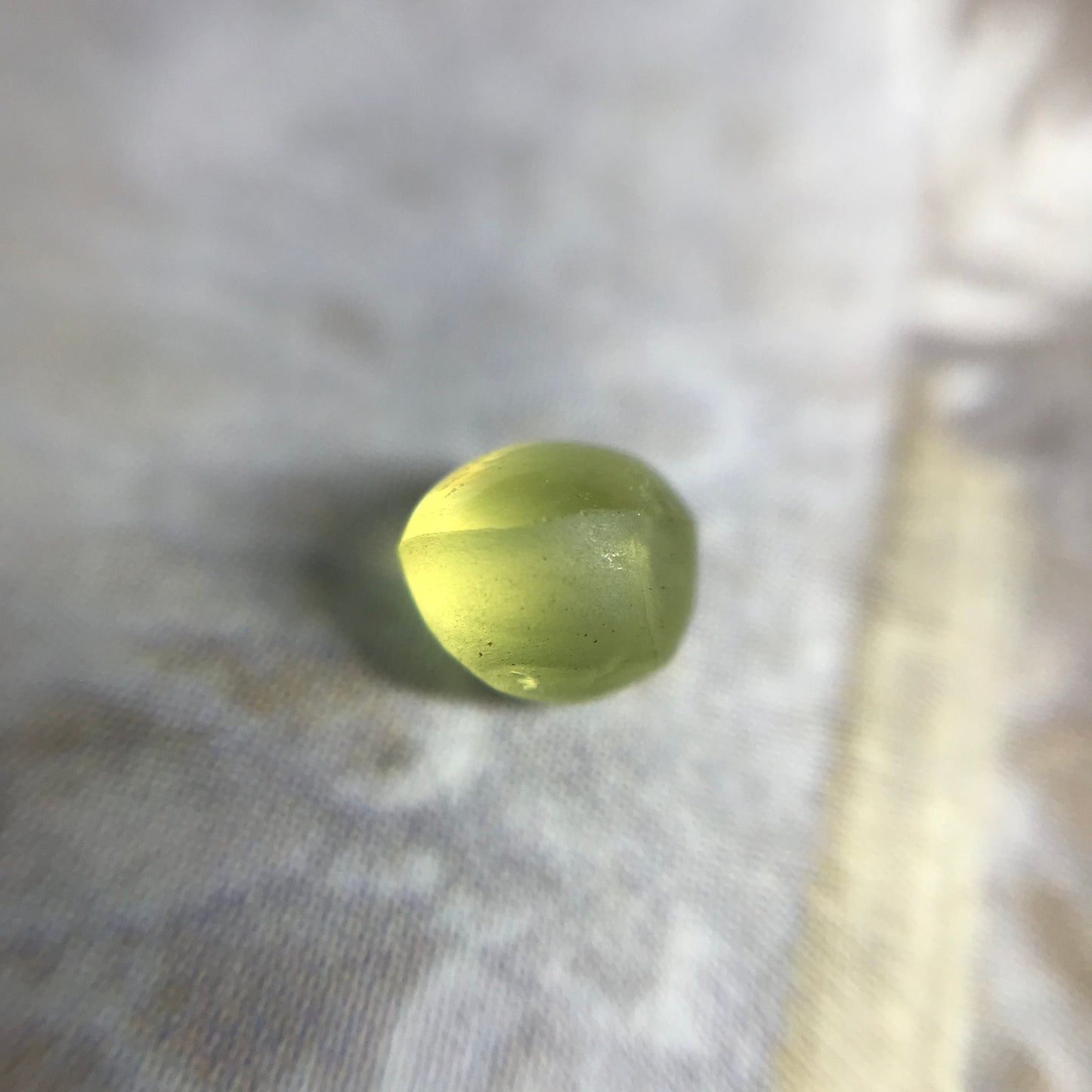 Natural Cat's Eye Chrysoberyl 1 Carat 5.4x4 mm Oval Unmounted Loose Cabochon Yellow Green Honey Colored Real Rare Gemstone Flowing Gems