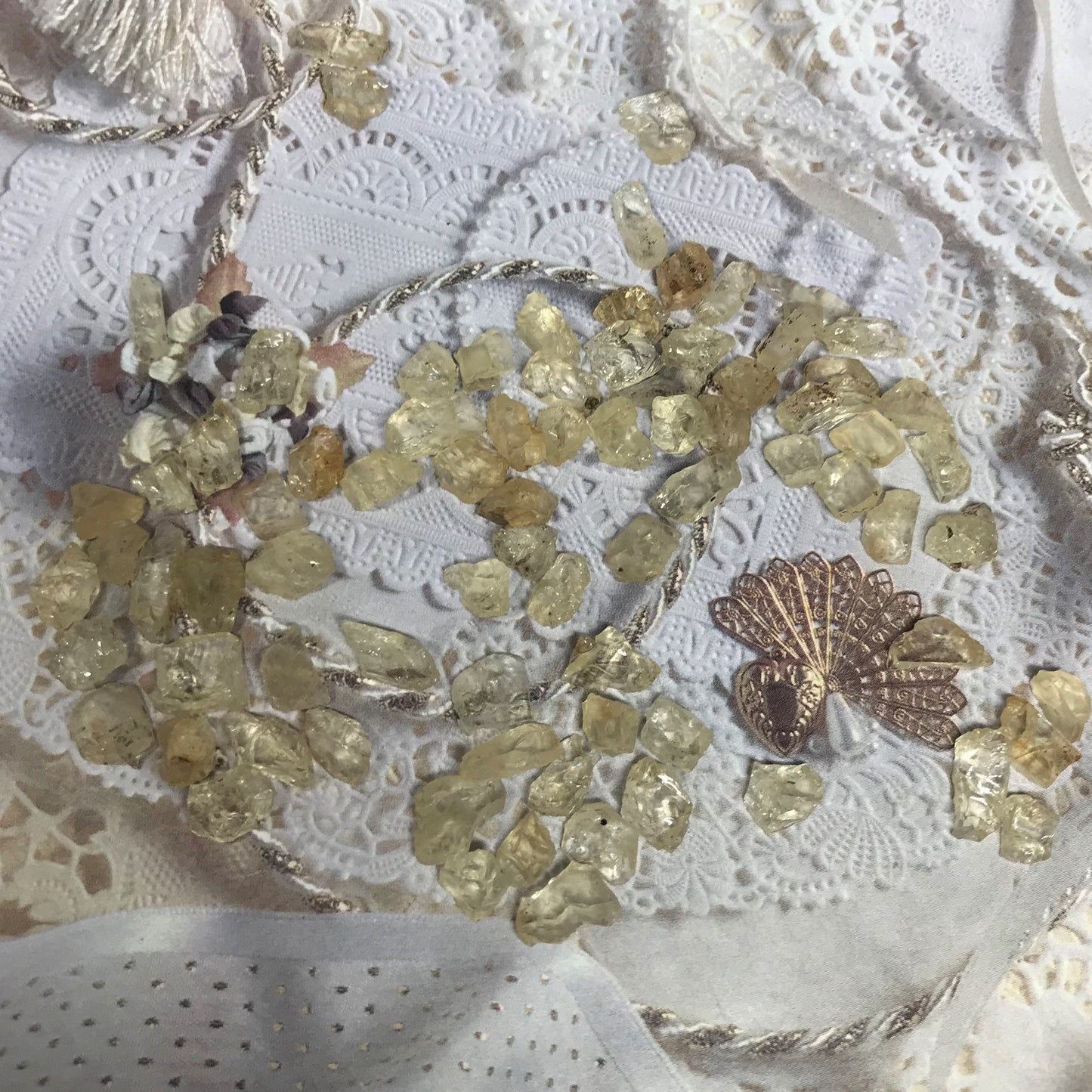 5-Utah Sunstone - 1 to 2 Carats each - Raw Sunstone - Natural Sunstone - Sunstone Rough -Raw Stones - Light Yellow Labradorite Feldspar