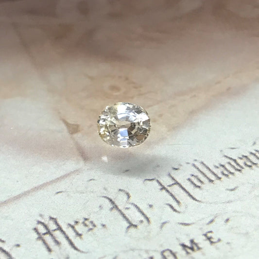 Natural Light Yellow Sapphire 1.11 cts 6.4x5.4mm Oval Corundum Gem Faceted Loose Unmounted Gemstone Probably No Heat 6x5mm