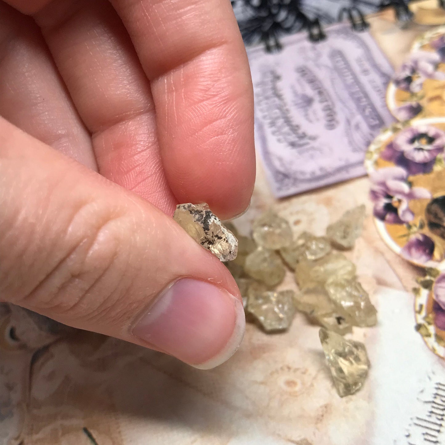 3-Utah Sunstone - 2 to 3 Carats each - Raw Sunstone - Natural Sunstone - Sunstone Rough - Raw Stones - Light Yellow Labradorite Feldspar