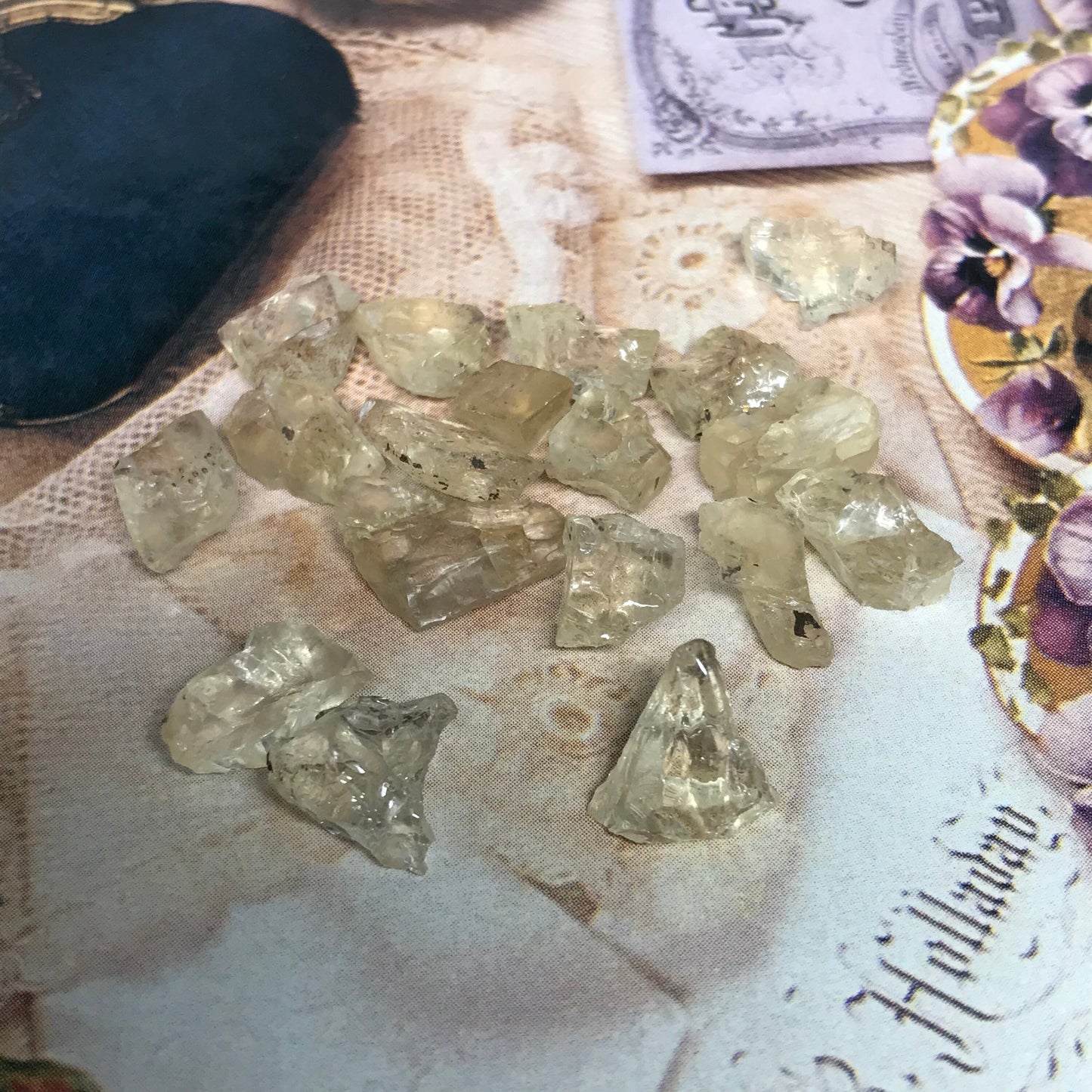 3-Utah Sunstone - 2 to 3 Carats each - Raw Sunstone - Natural Sunstone - Sunstone Rough - Raw Stones - Light Yellow Labradorite Feldspar