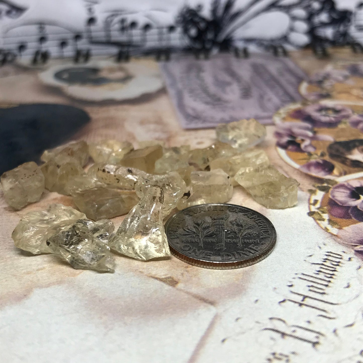 3-Utah Sunstone - 2 to 3 Carats each - Raw Sunstone - Natural Sunstone - Sunstone Rough - Raw Stones - Light Yellow Labradorite Feldspar