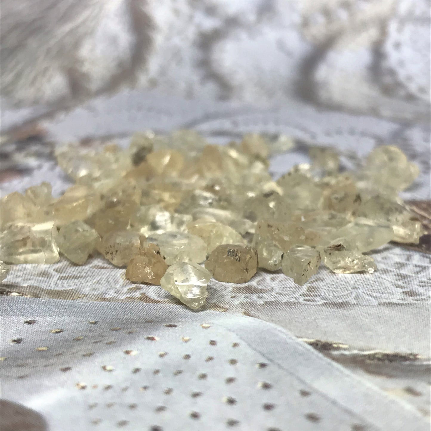 15-Utah Sunstone - 0.5 to 1 Carat each - Raw Sunstone - Natural Sunstone - Sunstone Rough - Raw Stones -Light Yellow Labradorite Feldspar