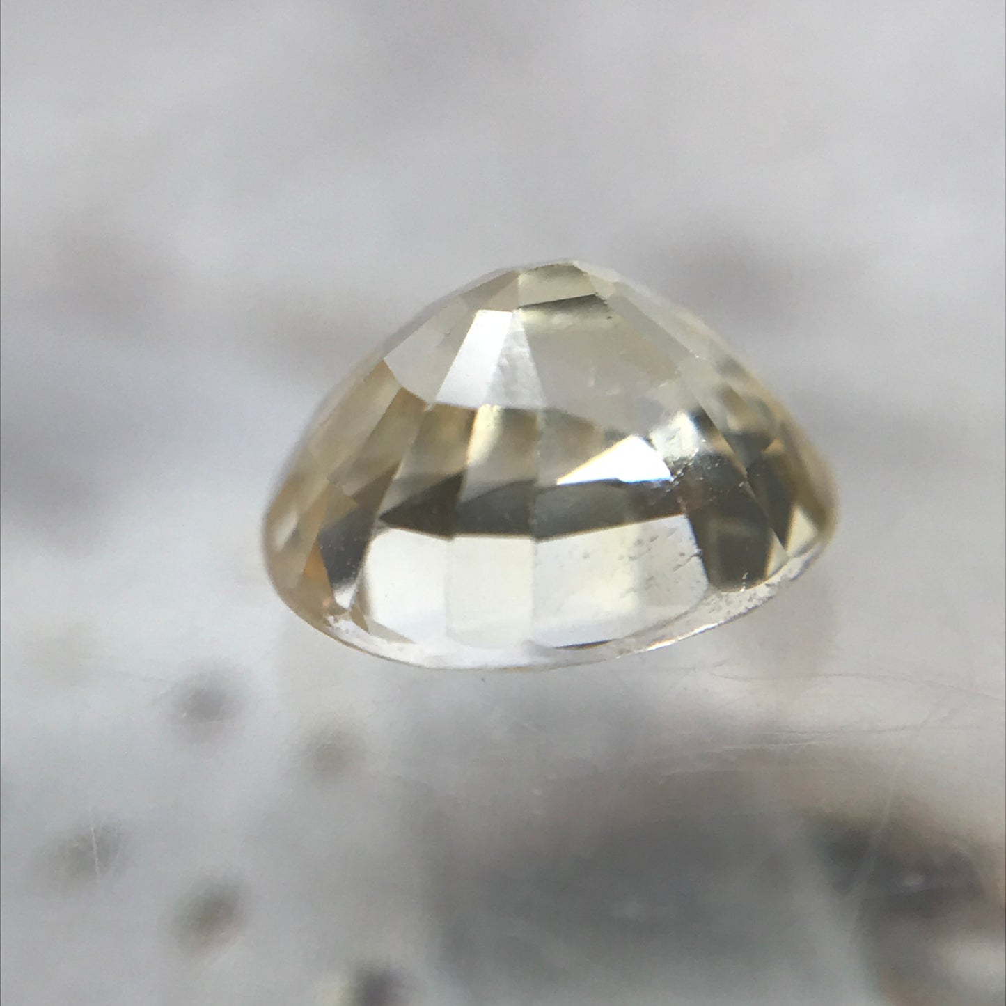 Natural Light Yellow Sapphire 1.11 cts 6.4x5.4mm Oval Corundum Gem Faceted Loose Unmounted Gemstone Probably No Heat 6x5mm