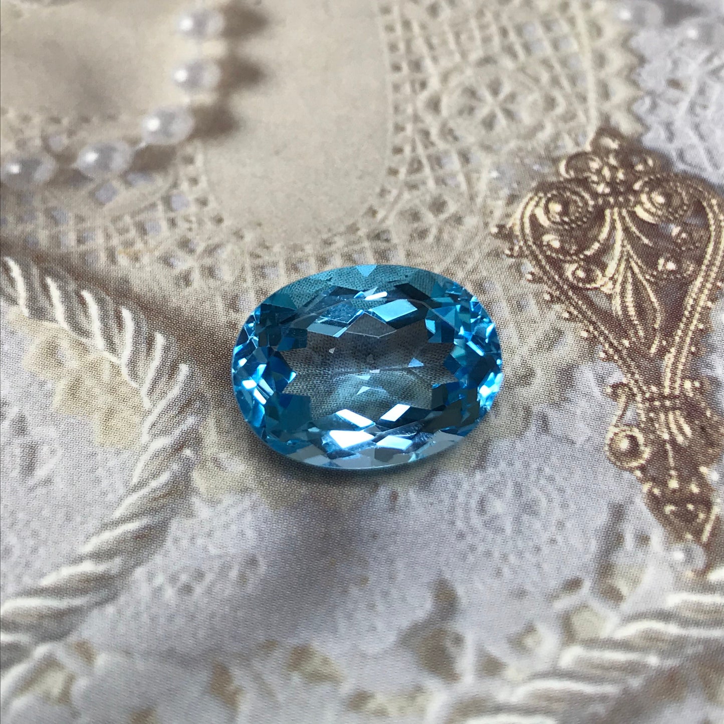 16x12mm Swiss Blue Topaz 13 ct Oval Cut Loose Topaz Gemstone Bright Blue Topaz Faceted Very Blue Topaz Unmounted December Birthstone