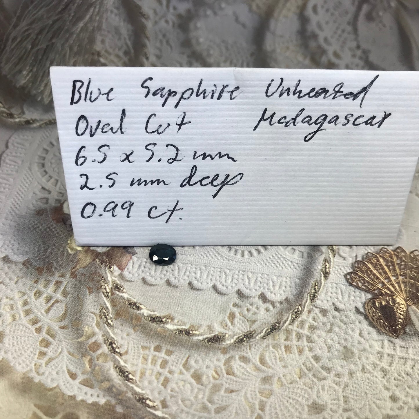 Dark Blue Sapphire 1 carat 6.5x5.2 mm Oval Cut