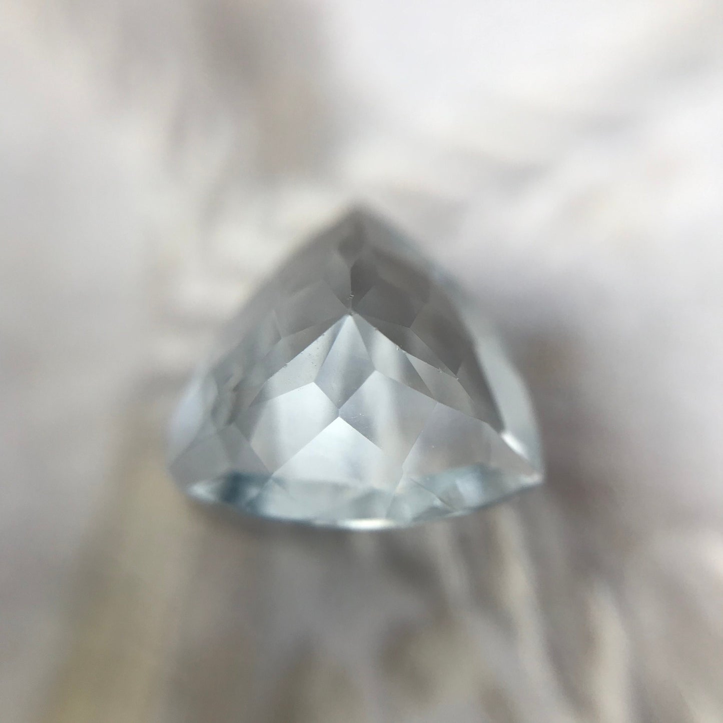 9mm Light Blue Aquamarine 1.85 Carats Trillion Cut Loose Beryl Unmounted Gemstone Faceted Gem March Birthstone