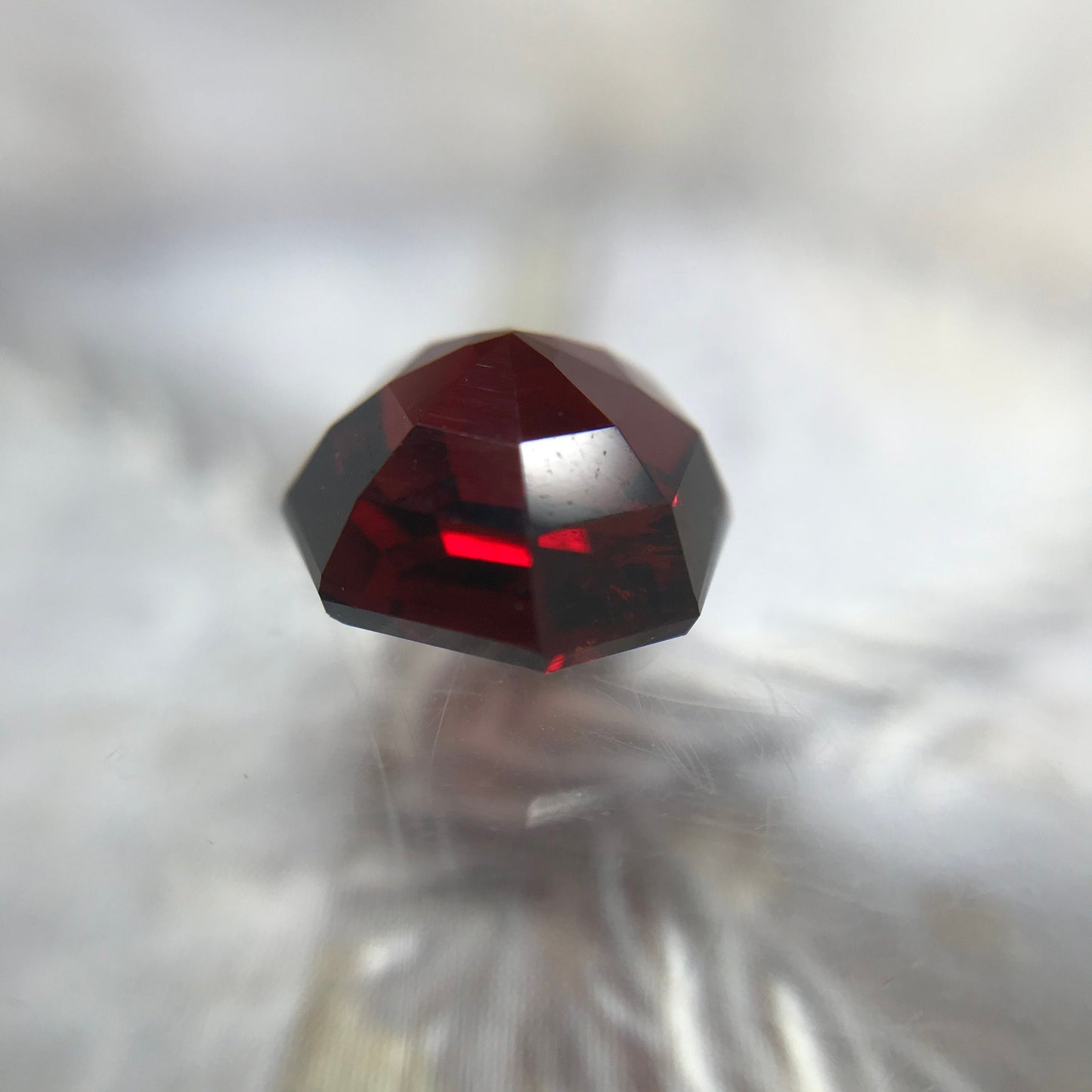Natural Red Spessartite Garnet 4.88 carats 9mm Octagon Cut Faceted Loose Unmounted Gemstone for Jewelry Genuine Gem
