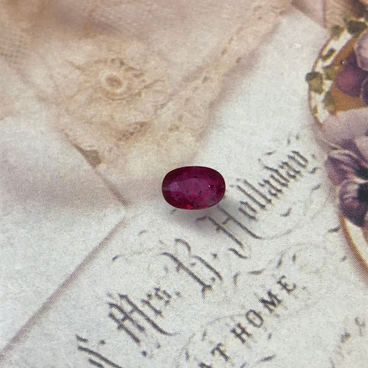 7x5mm Natural Ruby Heated with Residues 0.86 Carat Oval Cut Gemstone Loose Faceted Corundum July Birthstone Treated Ruby