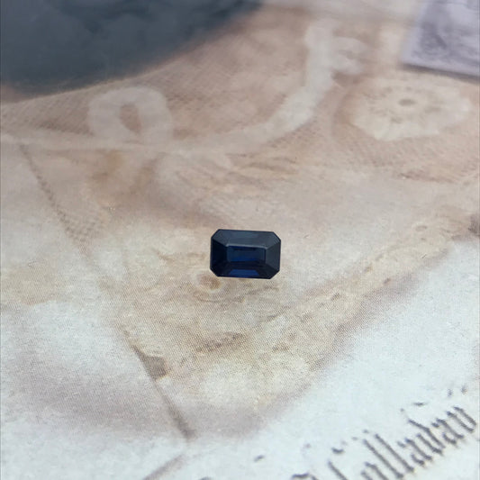 Natural Blue Sapphire 0.86 Carat 6x4mm Emerald Cut Rectangle Corundum Faceted Loose Unmounted Gemstone Heat Only