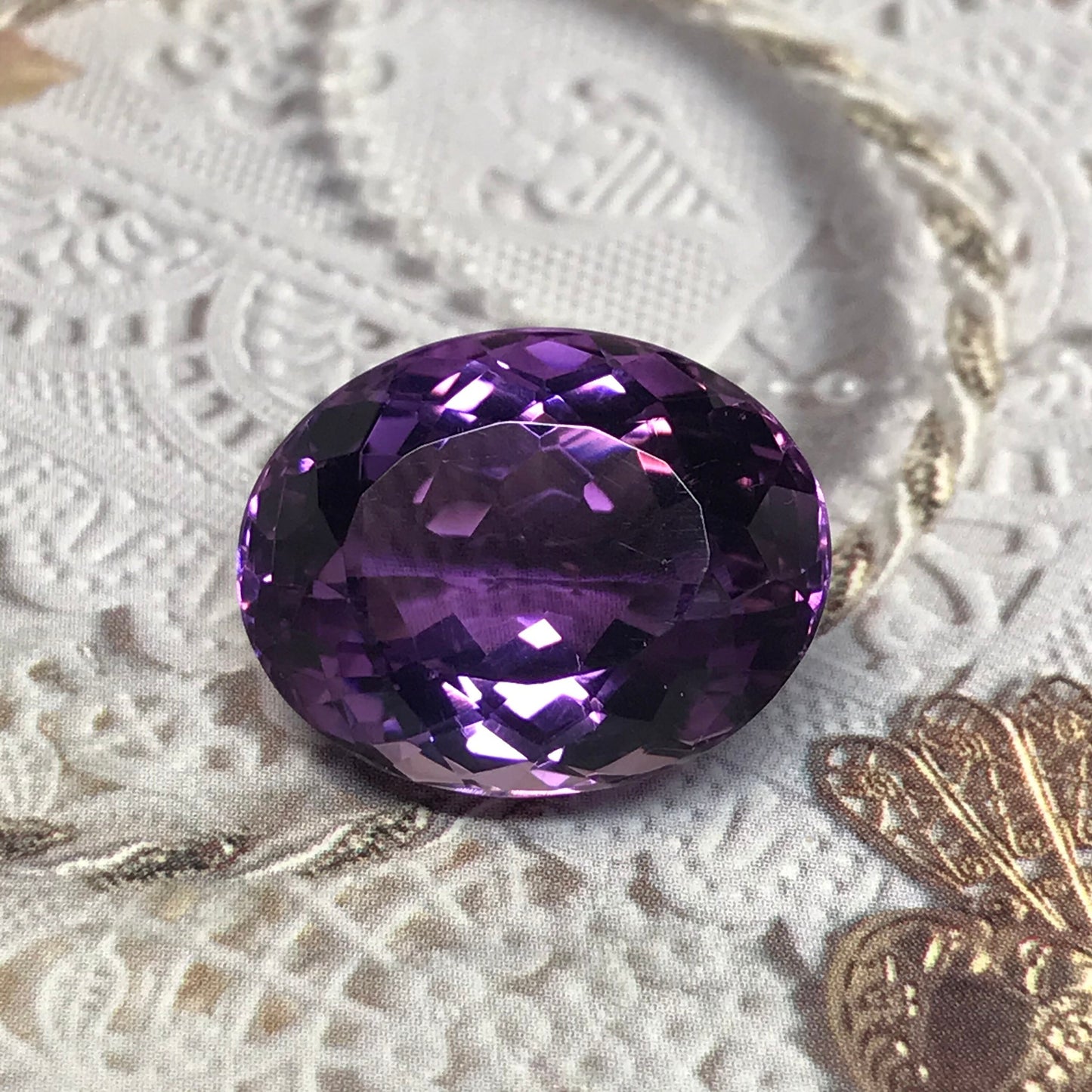 24.5 Carat Purple Amethyst 20.5x16mm Oval, Nice Cut Loose Gem Reclaimed/Recycled Gemstone Faceted For Gold Jewelry February Birthstone Large