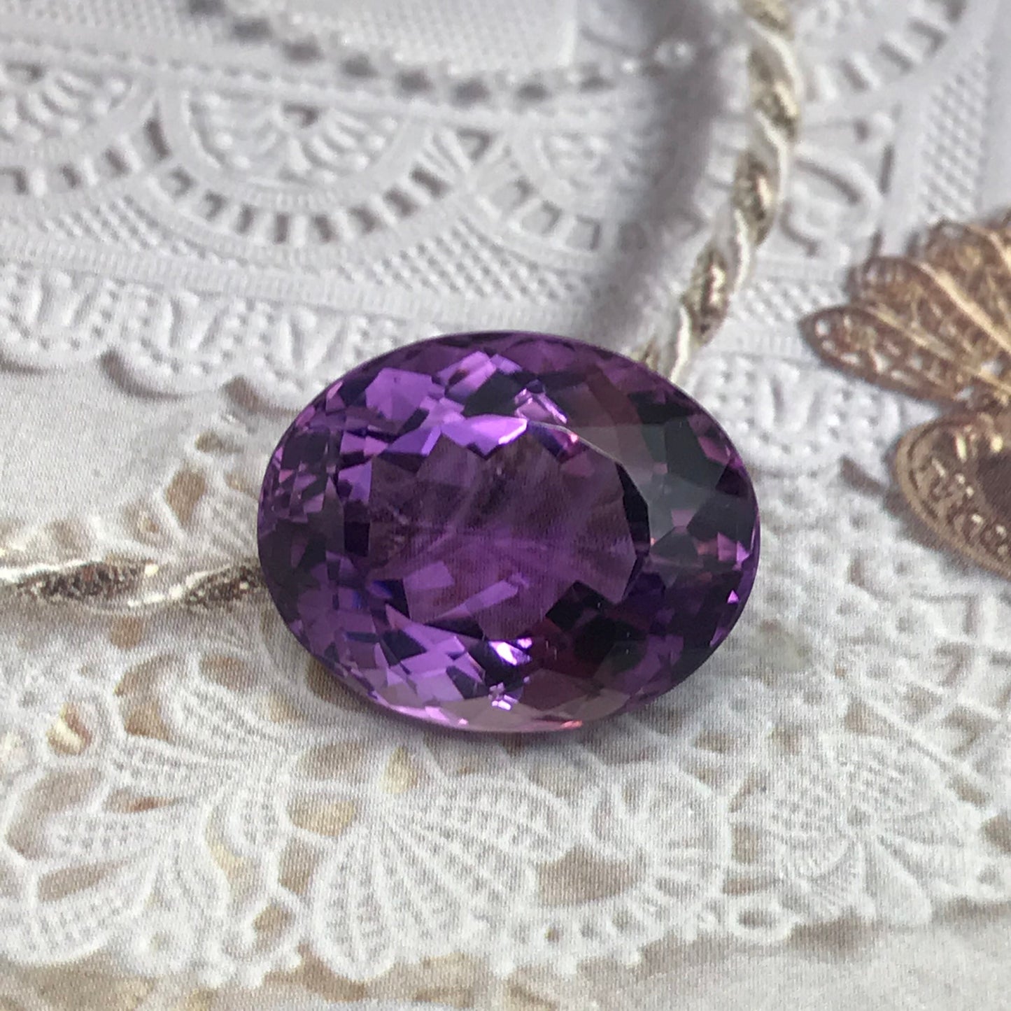 24.5 Carat Purple Amethyst 20.5x16mm Oval, Nice Cut Loose Gem Reclaimed/Recycled Gemstone Faceted For Gold Jewelry February Birthstone Large