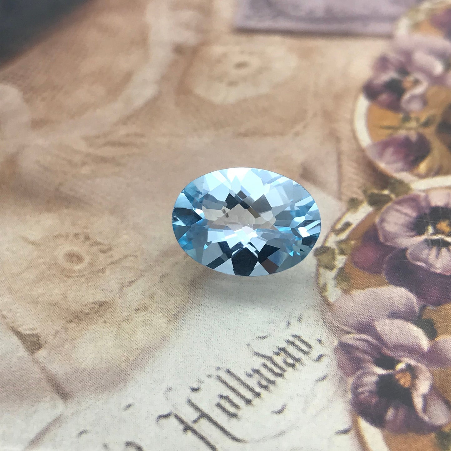 5.68 Carat Light Blue Topaz 13.7x10mm Oval Cut Loose Faceted Stone