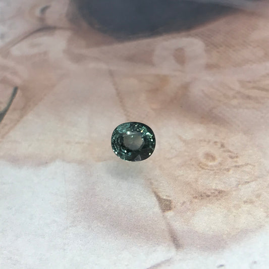 1.10 carat Natural Green Sapphire 5.7x5mm Oval Cut Faceted Loose Bluish Green Sapphire