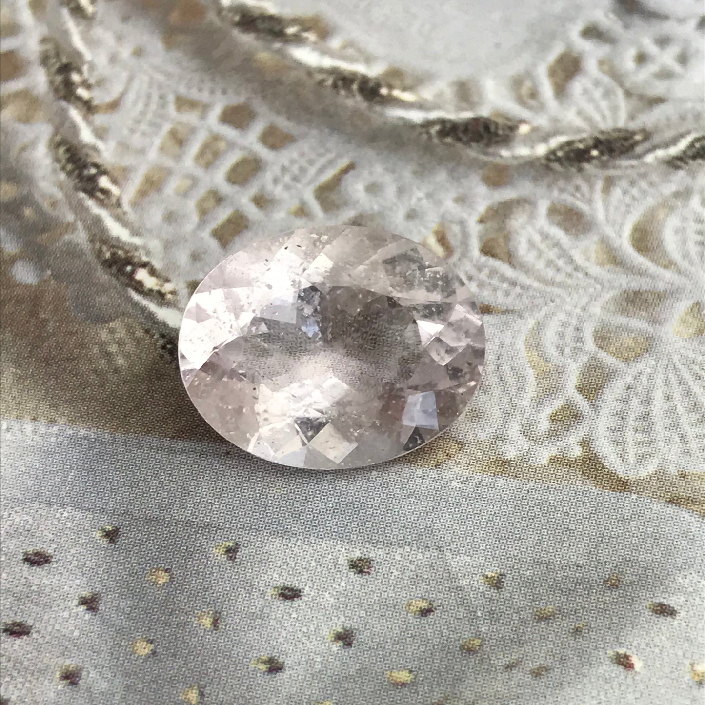 5.9 Ct Light Pink Morganite 14.4x11.5 mm Oval Cut, Unheated Pink Beryl, Faceted Loose Blush Stone