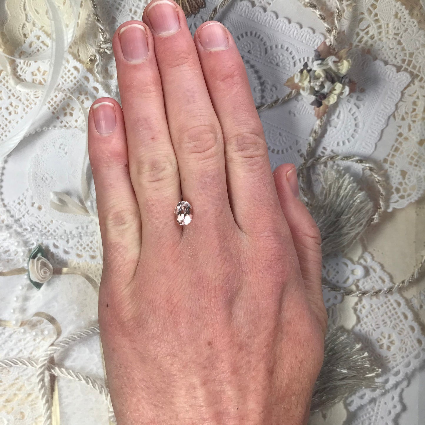 Rich Peachy Pink Morganite 1.24 Carat 8x6 mm Oval Cut Morganite, Faceted Loose Beryl Unmounted Gemstone for Jewelry