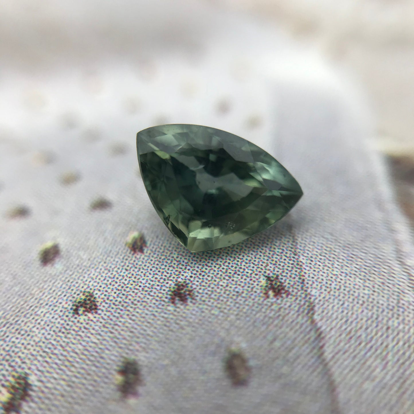 Natural Bluish Green Sapphire 7x5mm 0.95 Carat Gemstone Trillion Cut Corundum Gem Faceted Loose Unmounted