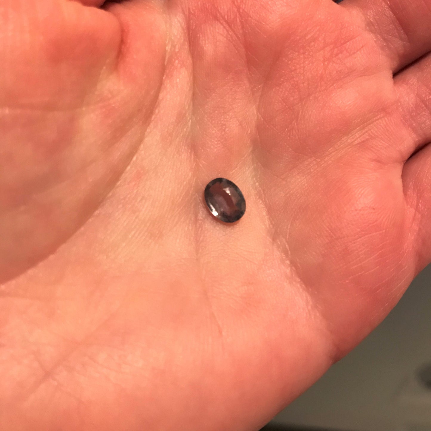 Color Change Natural Sapphire 7.5x5.7 mm Oval 1.20 Carat - Purple to Green Untreated Gemstone - Corundum Gem Faceted Loose Unmounted