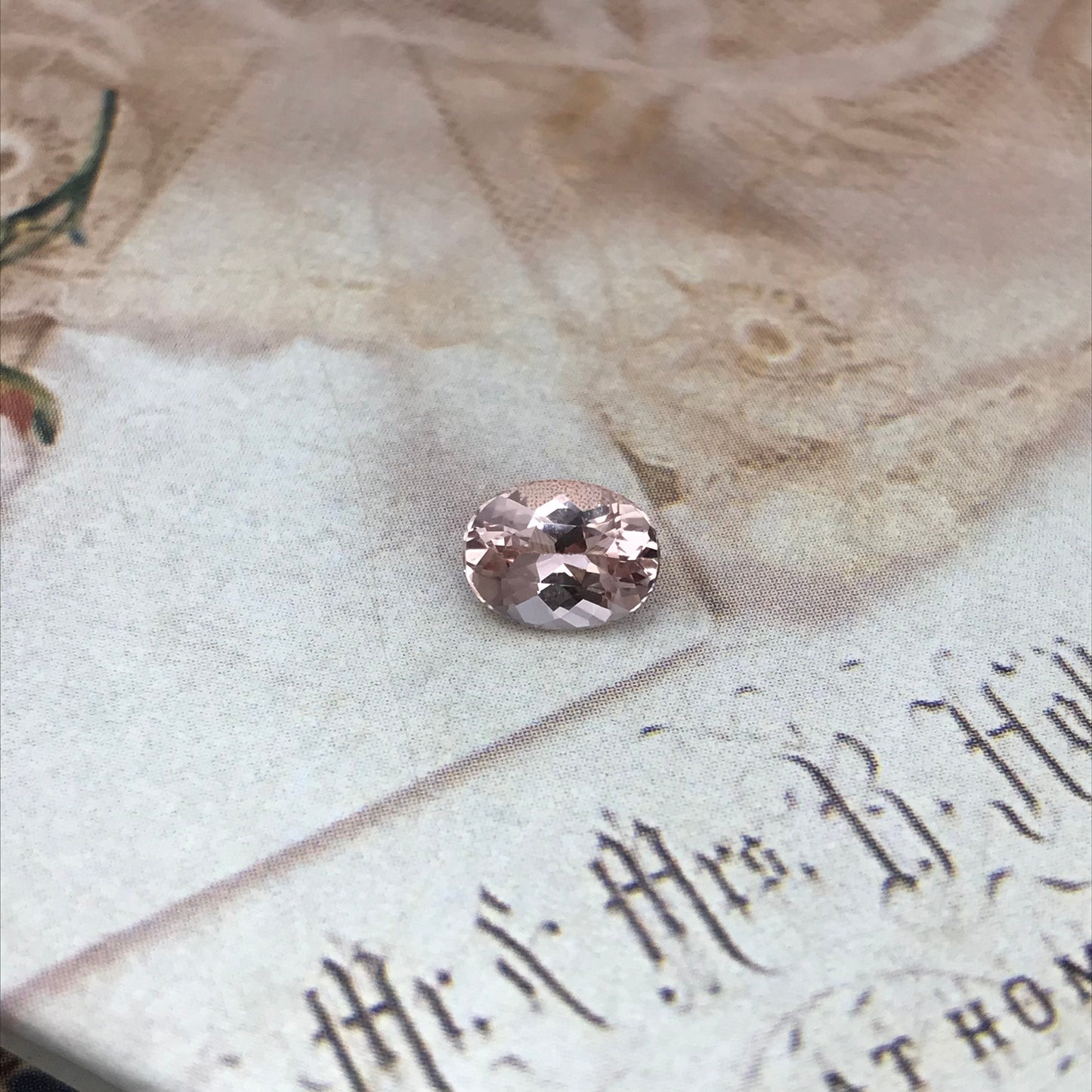 Rich Peachy Pink Morganite 1.24 Carat 8x6 mm Oval Cut Morganite, Faceted Loose Beryl Unmounted Gemstone for Jewelry