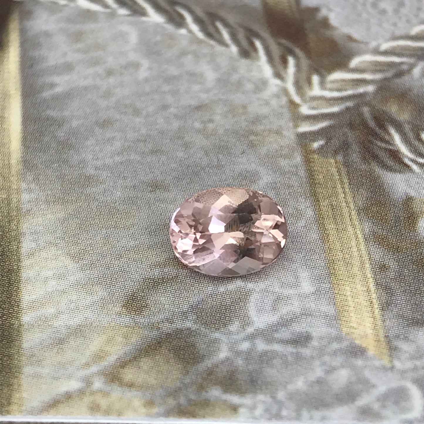 Rich Peachy Pink Morganite 1.24 Carat 8x6 mm Oval Cut Morganite, Faceted Loose Beryl Unmounted Gemstone for Jewelry