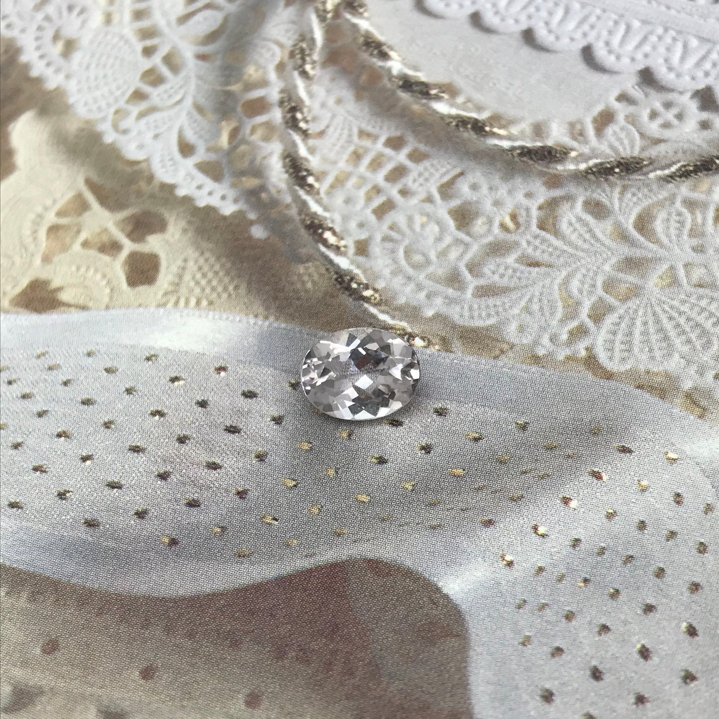 Light Pink Morganite 1.68 cts 9x7mm Oval Cut Light Peach Pink Faceted Gem Loose Beryl Gemstone Unmounted Stone 7x9mm US Seller Flowing Gems