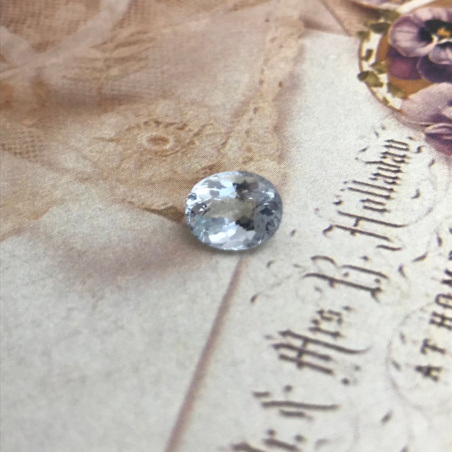 Natural Aquamarine 2.39 carat 8.5x7.5.5mm Oval Cut Unheated Blue Beryl, light Aquamarine, Faceted Loose Wholesale Gemstone for Jewelry