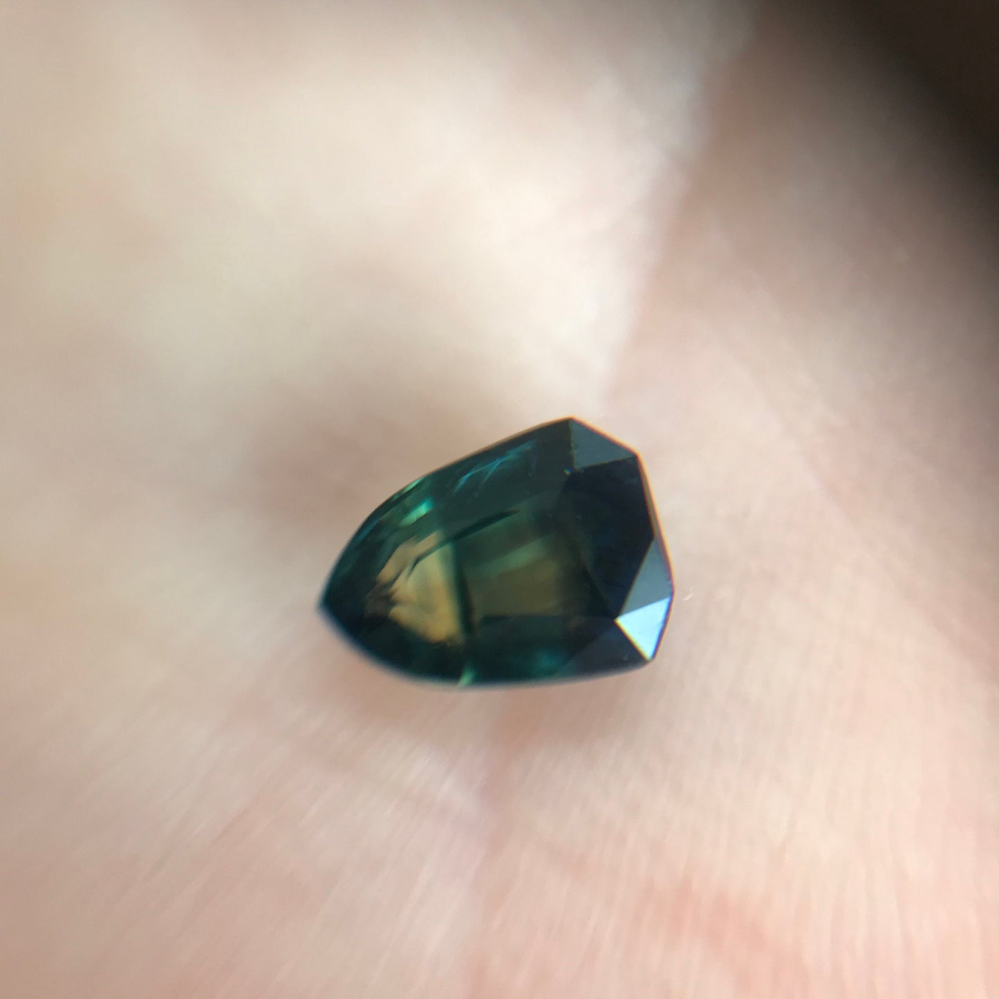 Natural Sapphire 6.5 x4.7 mm Fancy Shield Cut 0.96 Carats Faceted Loose Unmounted Gemstone Dark Blue Green Yellow Parti Sapphire