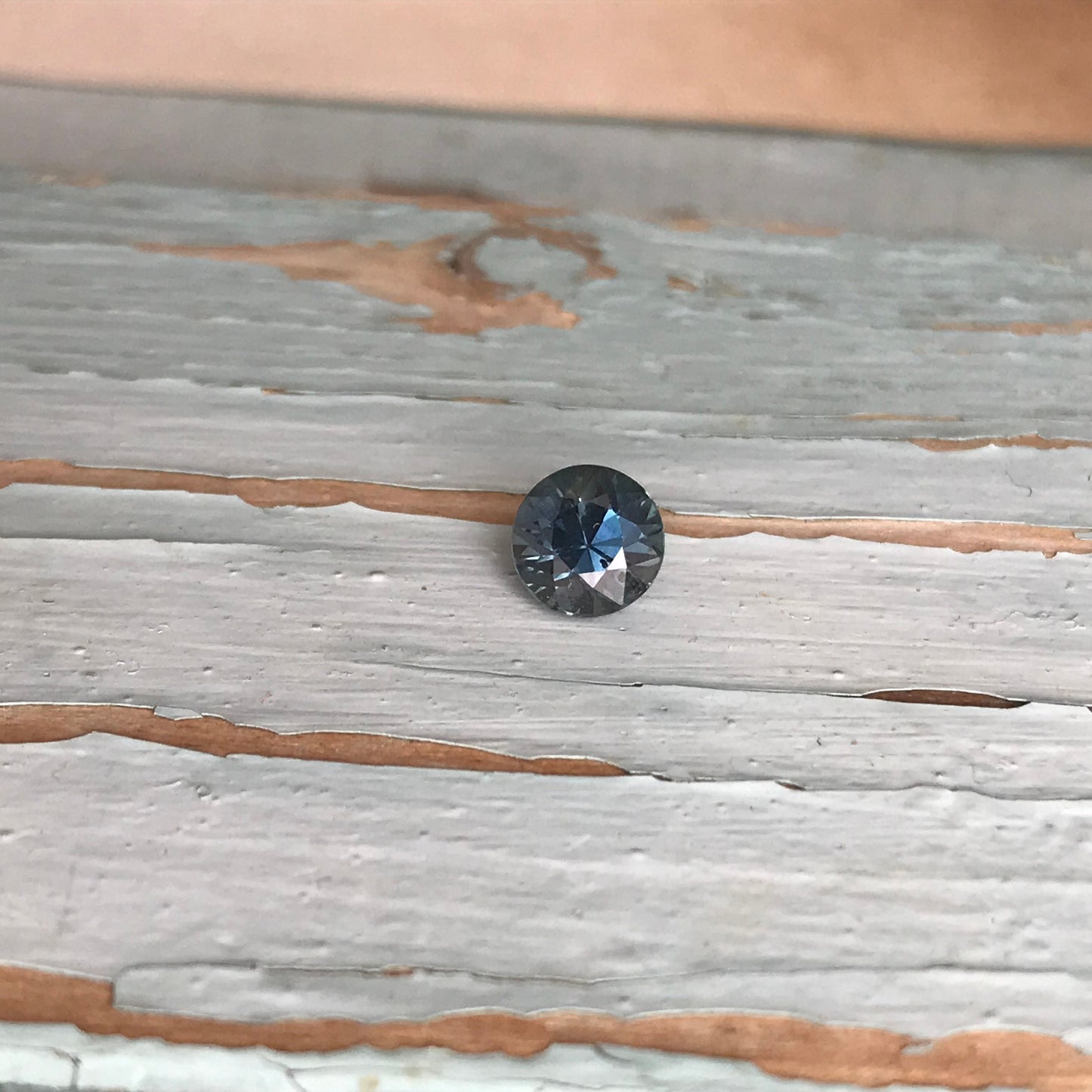 Untreated 5.4 mm Round Natural Blue Sapphire 0.89 Carat Corundum Fancy Sapphire Faceted Loose Gemstone Earth Mined Stone Approx. 5.5mm Round