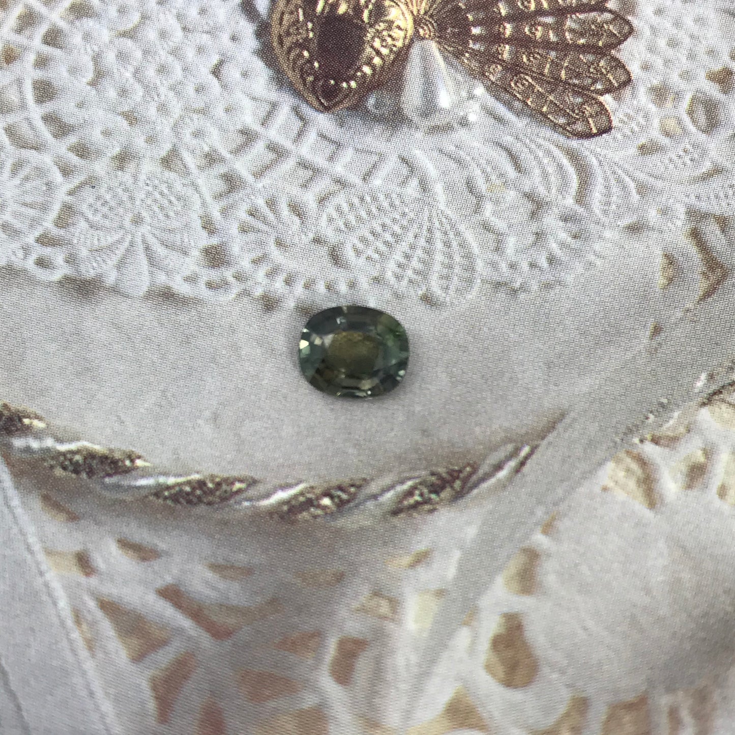 Color Change Natural Sapphire 6.7x5.7 mm Oval 1.16 Carat - Purple to Green Gemstone - Corundum Gem Faceted Loose Unmounted