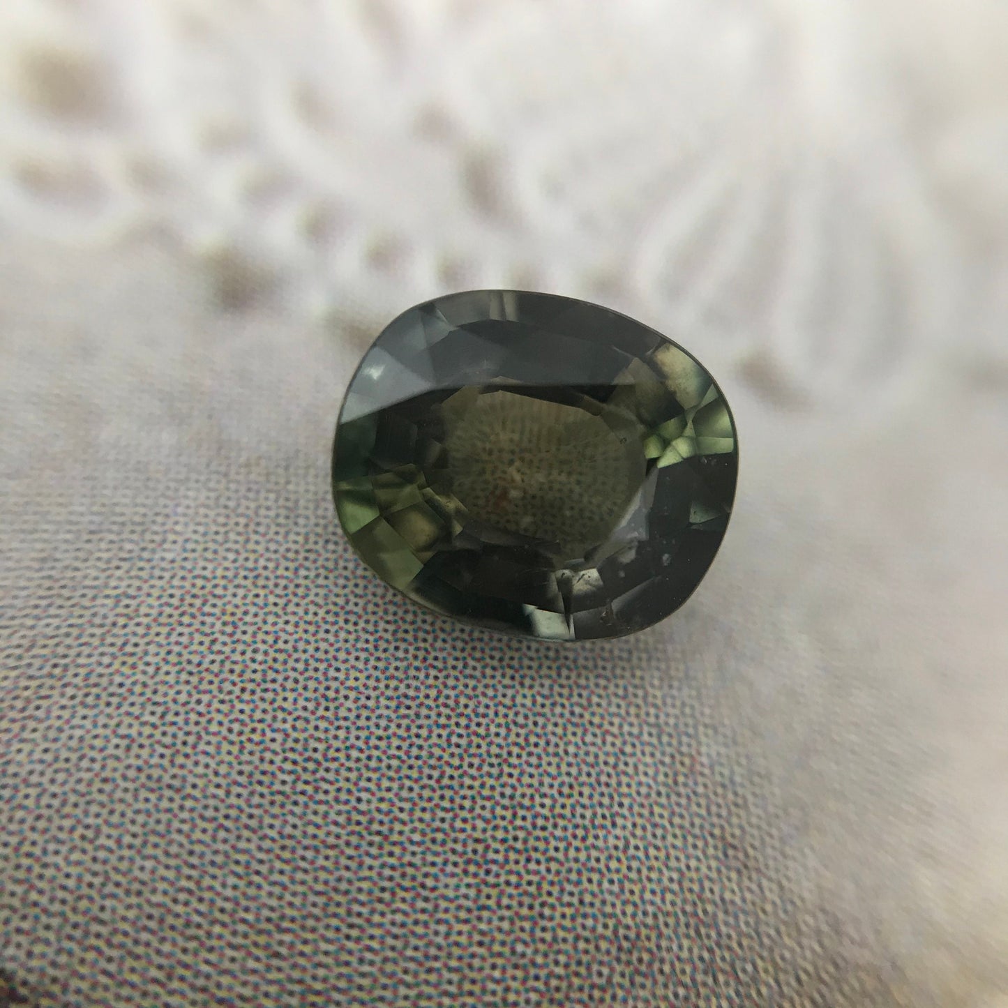 Color Change Natural Sapphire 6.7x5.7 mm Oval 1.16 Carat - Purple to Green Gemstone - Corundum Gem Faceted Loose Unmounted