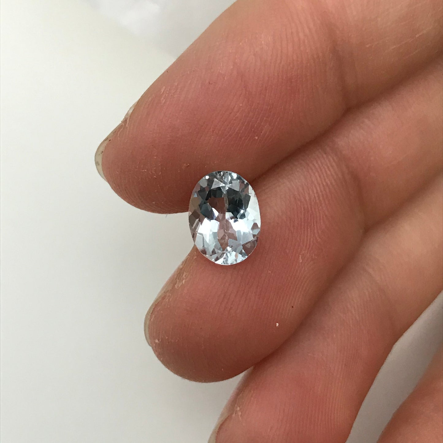 1.43 carat Light Blue Aquamarine 8.7x6.6mm Brilliant Oval Cut, Unmounted Faceted Loose Gemstone for Jewelry Setting