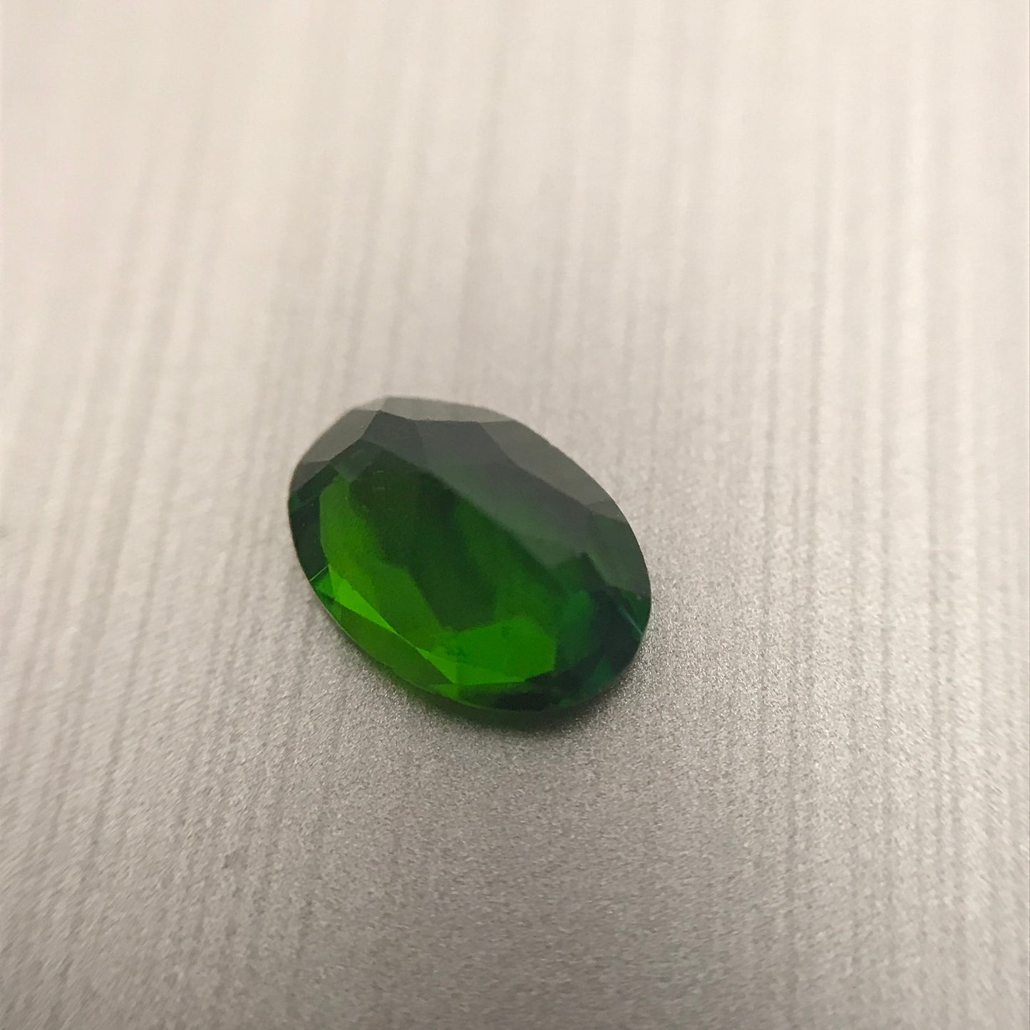 7x5mm Green Chrome Diopside 0.69 carat Oval Cut, Unmounted Faceted Loose Gemstone