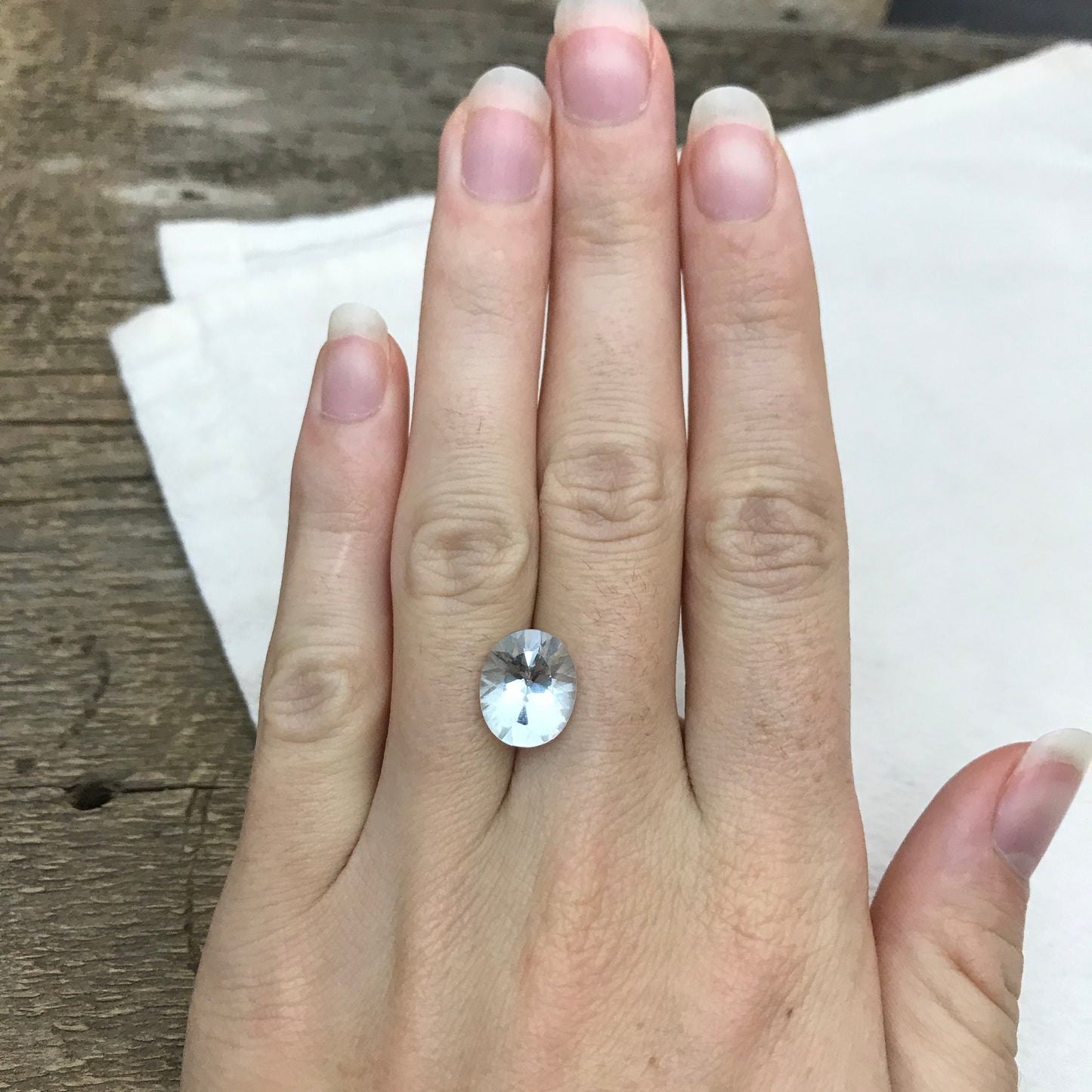 Aquamarine 4 carat 12.3x10.2mm Oval Cut Natural Blue Beryl Aquamarine, Faceted Loose Wholesale Gemstone for Jewelry 12x10mm