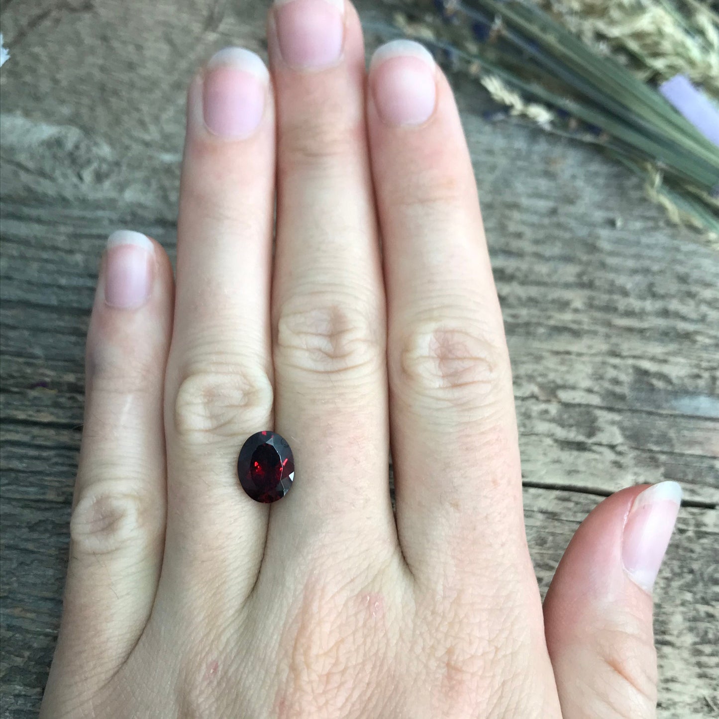 Natural Deep Red Garnet, 3 carat 10x8mm Oval Cut, Unmounted Faceted Loose Gemstone, Reclaimed Recycled Gemstone