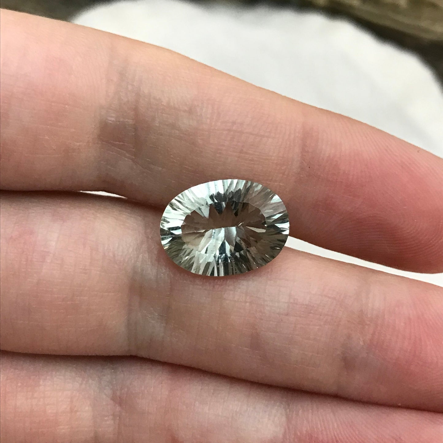 5.79 carat Prasiolite (Light Green Quarts) 14x10.5mm Oval Fantacy Cut, Faceted Loose Green Gemstone, Green Amethyst