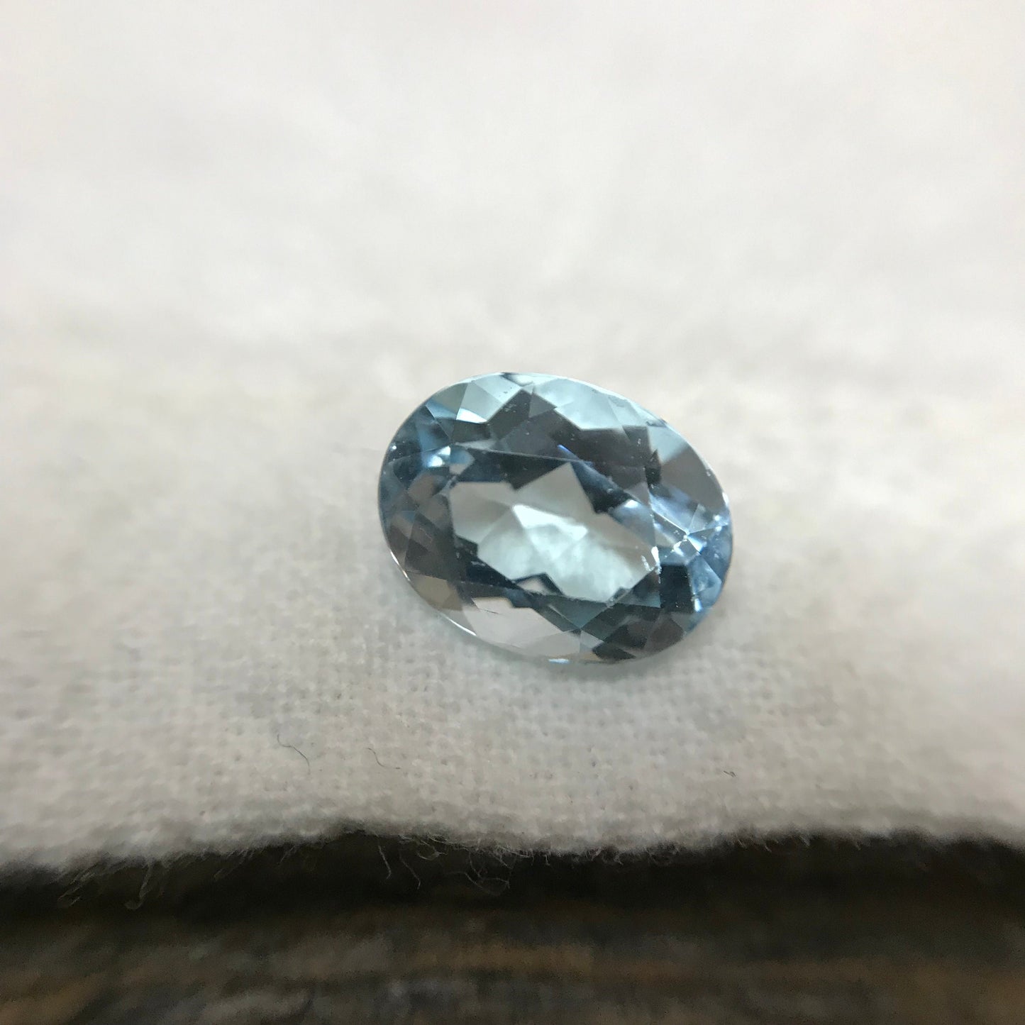9x7mm Blue Aquamarine, 1.83 Carat Light Blue Oval Cut Natural Loose Gem Faceted Gemstone Beryl March Birthstone