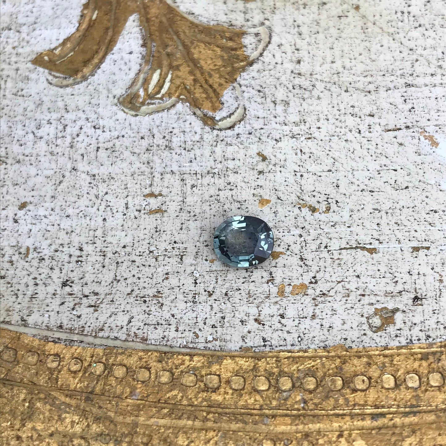 Color Change Natural Sapphire 6.4x5.4mm Oval 0.96 Carat - Blue Purple to Blue Green Gemstone - Corundum Gem Faceted Loose Unmounted