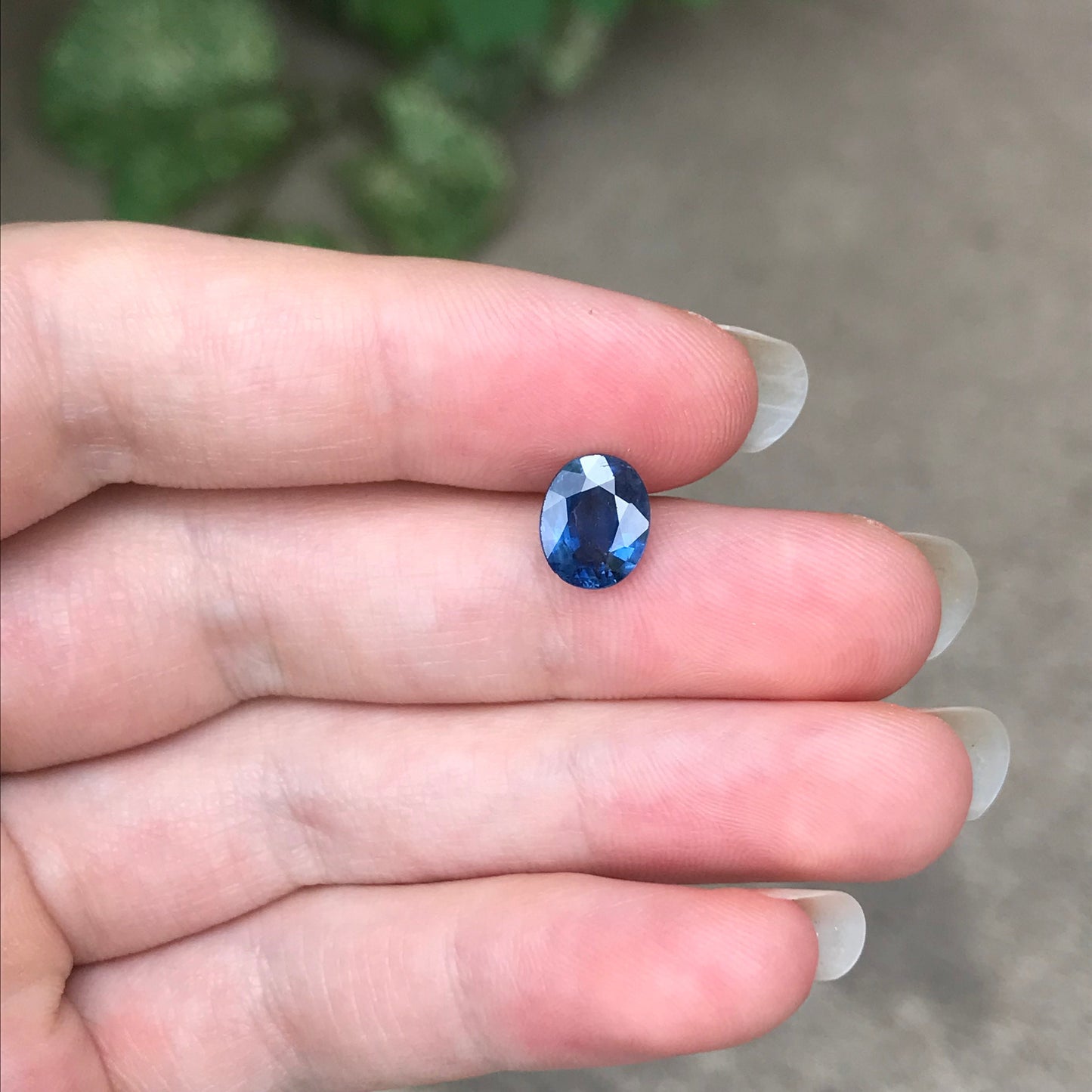 2.5 ct Natural Blue Sapphire, 8.7x7mm Oval Medium Blue Gem Faceted Loose Unmounted Gemstone