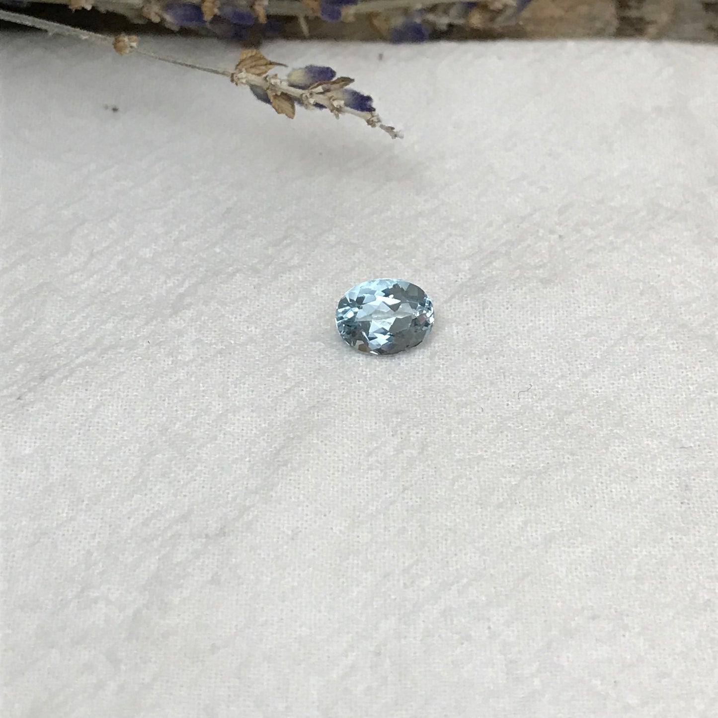 9x7mm Blue Aquamarine, 1.83 Carat Light Blue Oval Cut Natural Loose Gem Faceted Gemstone Beryl March Birthstone