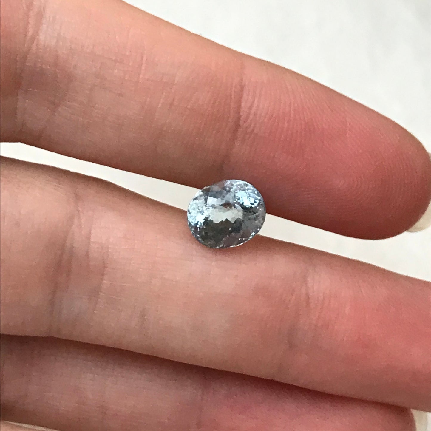 Aquamarine 2 carat 8.4x7mm Oval Cut Natural Aquamarine, Faceted Loose Gem Unmounted Gemstone, FlowingGems 8.5x7mm