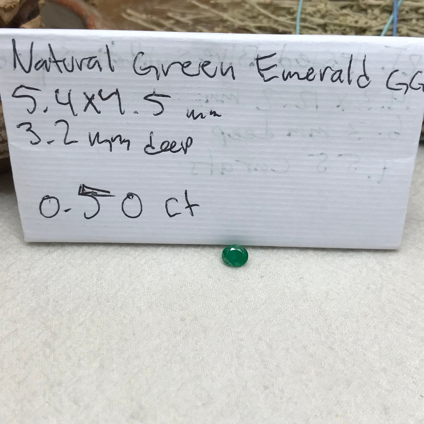 0.50 ct Natural Emerald 5.5x4.5mm Oval Cut Faceted Gem Precious Gemstone Loose Recycled Gemstone