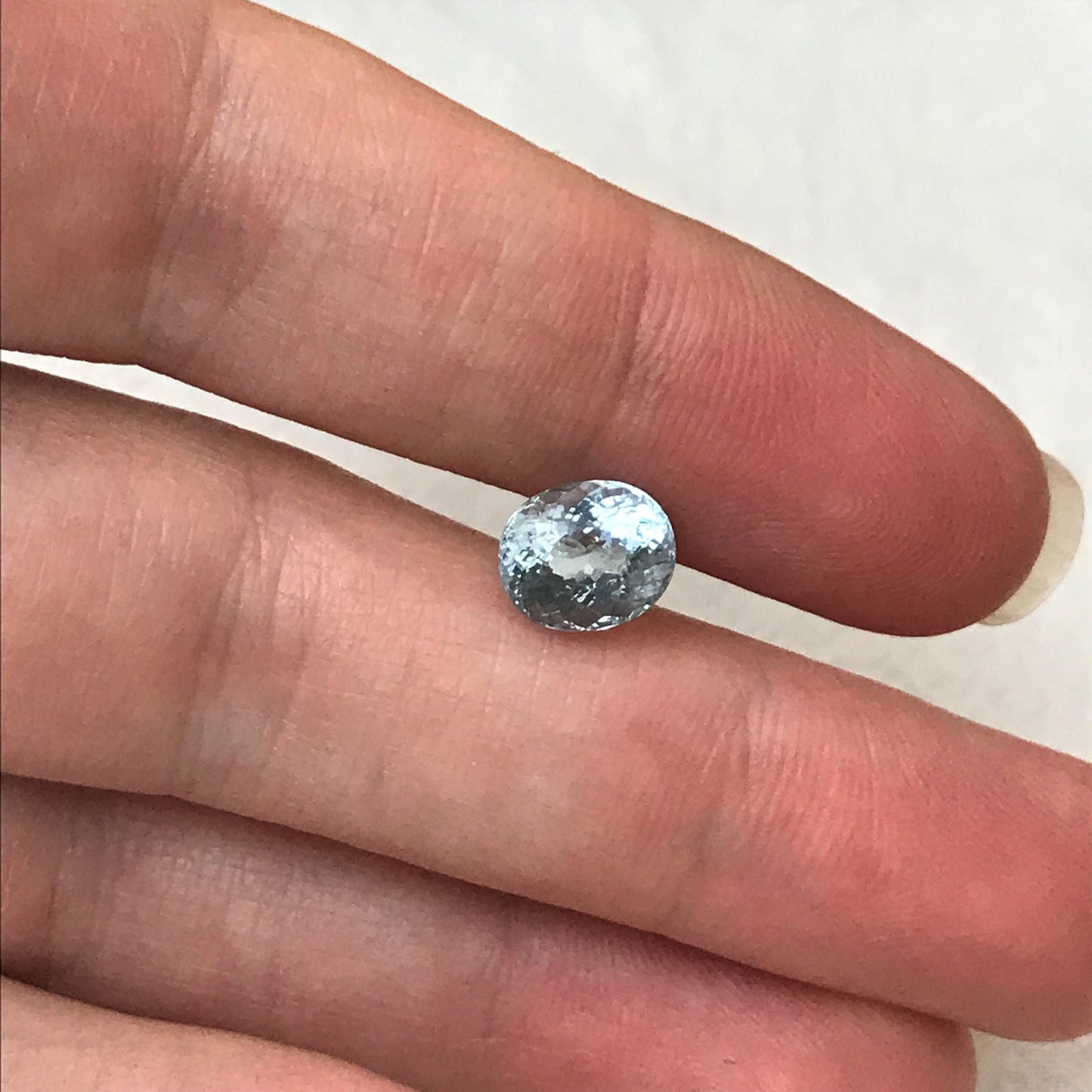 Aquamarine 2 carat 8.4x7mm Oval Cut Natural Aquamarine, Faceted Loose Gem Unmounted Gemstone, FlowingGems 8.5x7mm