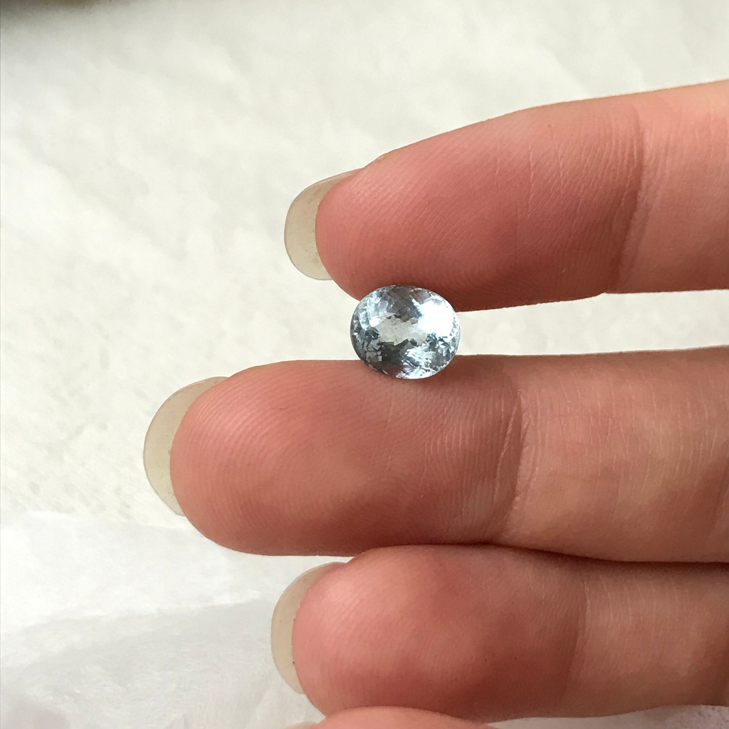 Aquamarine 2 carat 8.4x7mm Oval Cut Natural Aquamarine, Faceted Loose Gem Unmounted Gemstone, FlowingGems 8.5x7mm