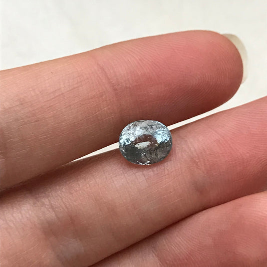 Aquamarine 2 carat 8.4x7mm Oval Cut Natural Aquamarine, Faceted Loose Gem Unmounted Gemstone, FlowingGems 8.5x7mm