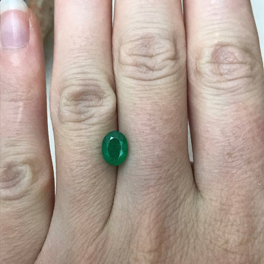 1.20 ct Natural Emerald 8x6mm Oval Cut Faceted Gem Precious Gemstone Loose Recycled Gemstone, Green Emerald